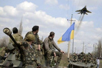 [ẢNH] Tướng NATO đến Donbass để hỗ trợ Ukraine nếu xảy ra xung đột?