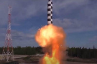 [ẢNH] Nga thông báo sẽ sớm bắt đầu các cuộc bay thử ICBM RS-28 Sarmat