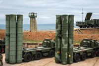 [ẢNH] Hệ thống phòng không S-400 của Nga hiện diện ở Algeria 