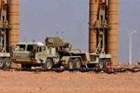 [ẢNH] Hệ thống phòng không S-400 của Nga hiện diện ở Algeria 