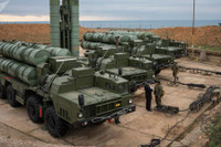 [ẢNH] Hệ thống phòng không S-400 của Nga hiện diện ở Algeria 