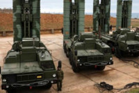 [ẢNH] Hệ thống phòng không S-400 của Nga hiện diện ở Algeria 