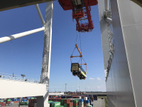 Cận cảnh quá trình vận chuyển đoàn tàu đầu tiên tuyến metro Nhổn- Ga Hà Nội tại cảng Dunkirk