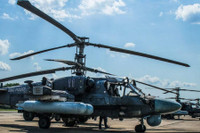 [ẢNH] Nga triển khai trực thăng ‘cá sấu’ K-52 tới biên giới với Ukraine