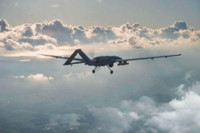 [ẢNH] UAV Bayraktar-TB2 Thổ Nhĩ Kỳ xuất hiện trên bầu trời Idlib ở Syria