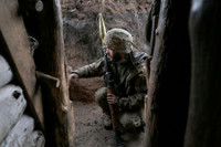 [ẢNH] DPR: Quân đội Ukraine nổ súng khiến dân thường bị thương nặng