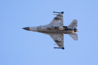 [ẢNH] Iran bắt đầu đưa các bệ phóng tên lửa đến Syria, sẵn sàng trả đũa Israel 