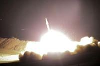 [ẢNH] Iran bắt đầu đưa các bệ phóng tên lửa đến Syria, sẵn sàng trả đũa Israel 