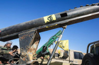 [ẢNH] Iran bắt đầu đưa các bệ phóng tên lửa đến Syria, sẵn sàng trả đũa Israel 