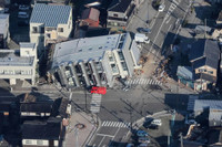 Cảnh hoang tàn, đổ nát do động đất tại Nhật Bản