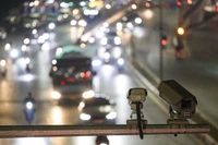 Cảnh sát giao thông "đón lõng" xe tải vi phạm nhờ "mắt thần" AI tại 195 nút giao thông trọng điểm