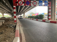 Kiên quyết xử phạt các phương tiện đi ngược chiều trên đường Nguyễn Xiển