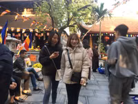 Giới trẻ Hà thành đến chùa Hà cầu duyên đầu năm mới