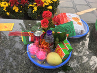 Giới trẻ Hà thành đến chùa Hà cầu duyên đầu năm mới