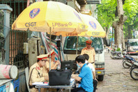 Hiệu quả rõ rệt từ 5 tổ công tác 'đặc biệt' hoạt động giờ cao điểm 