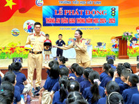 1.200 học sinh Hà Nội nghe tuyên truyền an toàn giao thông