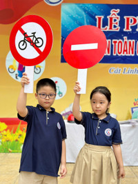 1.200 học sinh Hà Nội nghe tuyên truyền an toàn giao thông