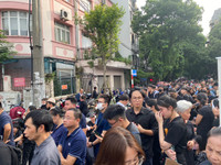 Vượt hàng trăm km về Hà Nội chờ viếng Tổng Bí thư Nguyễn Phú Trọng