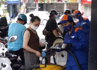 Giá xăng dầu liên tục tăng vọt, khi giảm thì nhỏ giọt