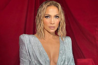 [ẢNH] Bí quyết khiến Jennifer Lopez vẫn nóng bỏng ở tuổi 52