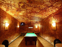 [ẢNH] Kỳ bí thị trấn sinh sống dưới lòng đất ở Australia