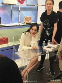 [ẢNH] Đẹp đâu chưa thấy, loạt sao Hoa ngữ gây sốc với thân hình gầy trơ xương 