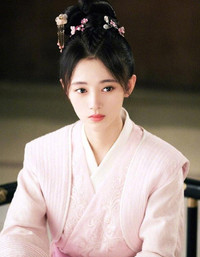 [ẢNH] ‘Mỹ nữ 4.000 năm có một’ Cúc Tịnh Y dính tin đồn ‘dao kéo’