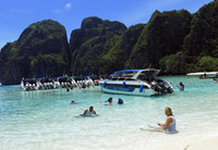 [Ảnh] Phuket mở cửa du lịch với chiến dịch ‘1 USD 1 đêm’