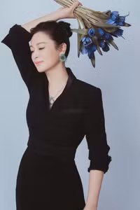 [ẢNH] Cuộc sống viên mãn của “Nữ diễn viên xinh đẹp nhất Trung Quốc” Trần Hồng 