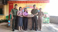 Nhìn lại hành trình chia sẻ nghĩa tình với đồng bào vùng bão lũ