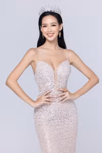 Top 3 Miss World Vietnam 2022 trong bộ ảnh mới nhất sau một tháng đăng quang