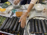 Quá tải Lễ hội văn hóa ẩm thực Hà Nội 2023