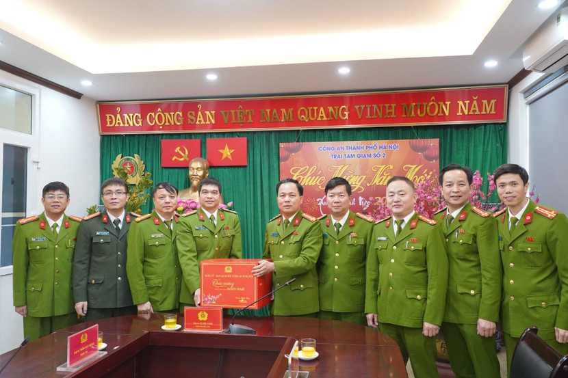 Lãnh đạo CATP Hà Nội thăm, chúc Tết lực lượng Công an cơ sở ảnh 3