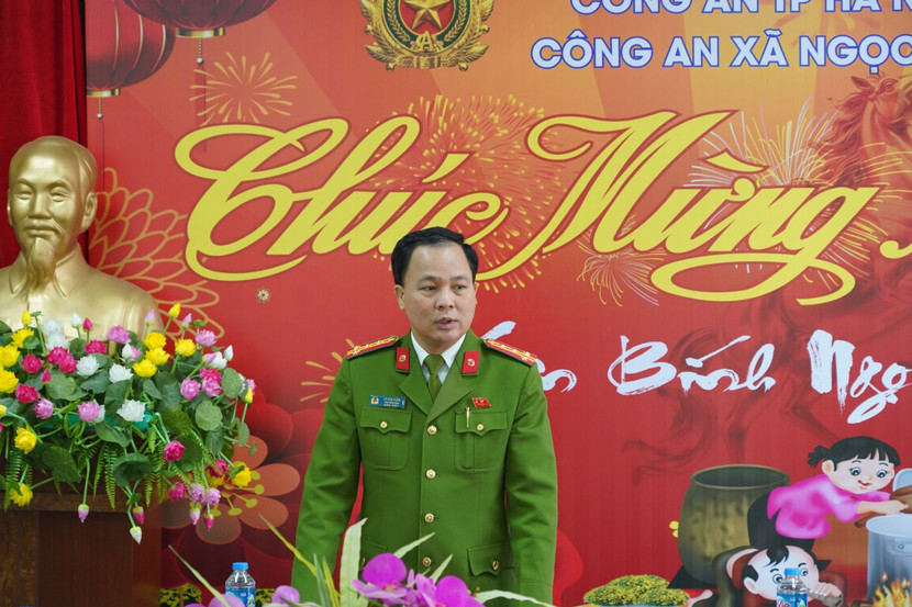 Lãnh đạo CATP Hà Nội thăm, chúc Tết lực lượng Công an cơ sở ảnh 5