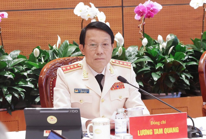 Bộ trưởng Lương Tam Quang chủ trì phiên thảo luận của Đoàn đại biểu Đảng bộ Công an Trung ương.