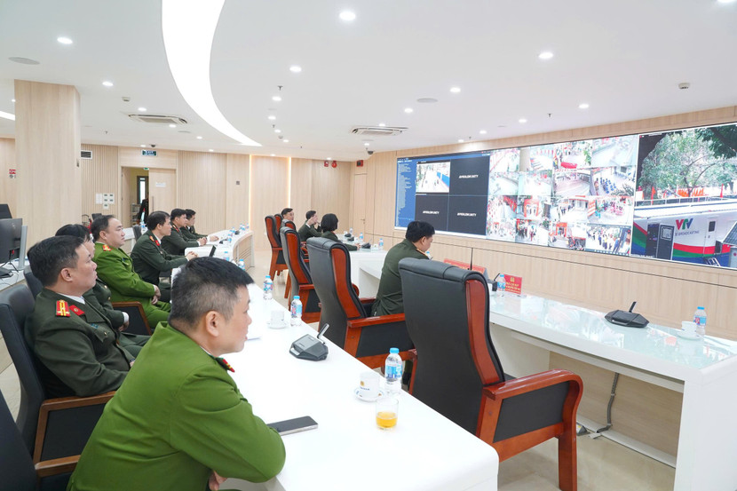 Một "trận tuyến" thầm lặng góp vào thành công chung của Cuộc bầu cử trên địa bàn Thủ đô ảnh 2