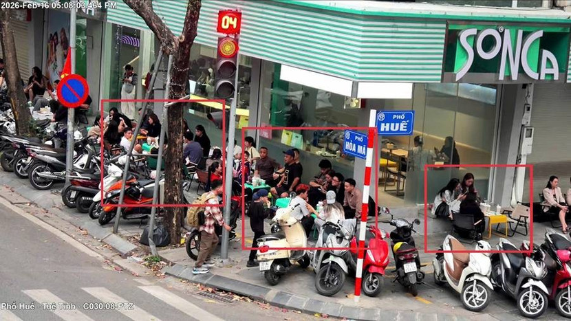 Công an Hà Nội phát huy cao nhất tinh thần: 'Phục vụ nhân dân, làm việc xuyên Tết' ảnh 7