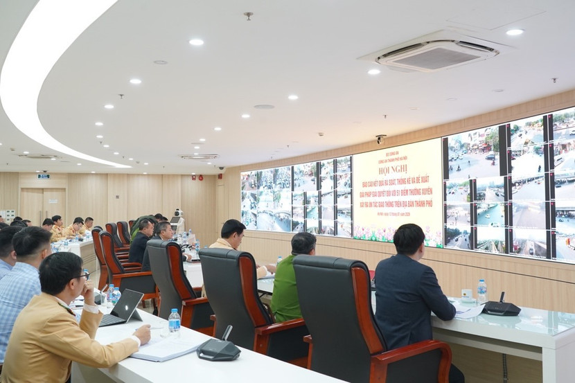 Giải quyết các điểm ùn tắc theo phương châm “rõ người, rõ việc, rõ tiến độ, rõ kết quả" ảnh 1