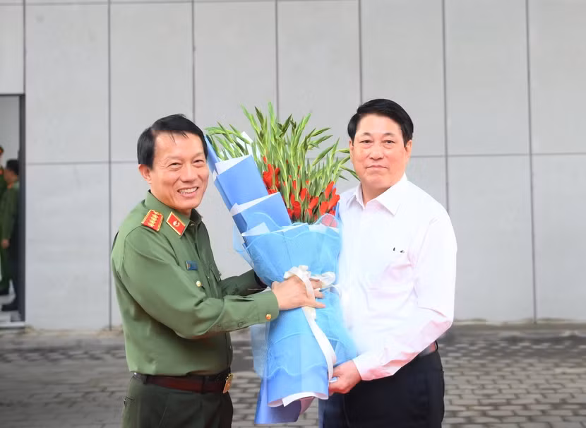 Chủ tịch nước Lương Cường đến dự Hội nghị Đảng ủy CATW Quý I năm 2026.