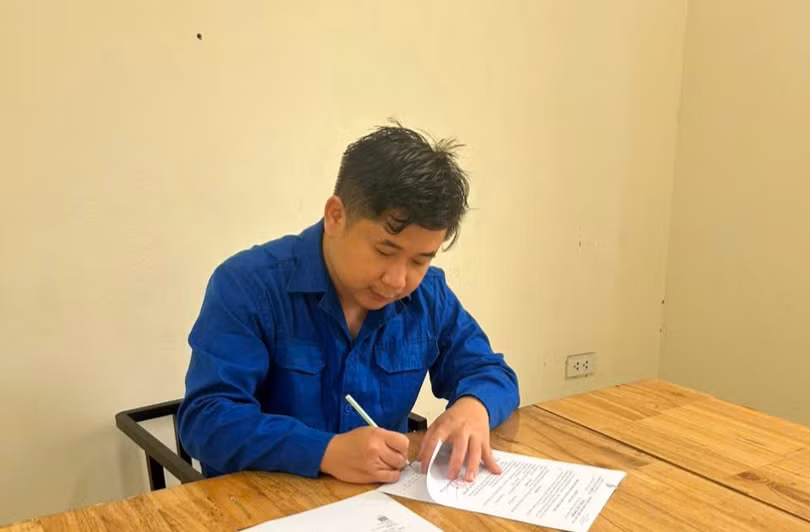 Đối tượng Hà Văn Hiếu tại cơ quan Công an.