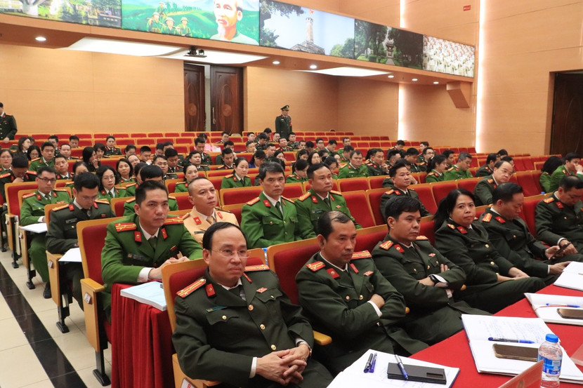 Thống nhất nhận thức, cách làm và tháo gỡ vướng mắc trong công tác bảo hiểm, chế độ chính sách ảnh 2