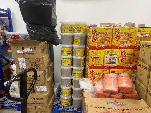 Nguyên liệu, gia vị nhúng lẩu, tương ớt, nước chấm