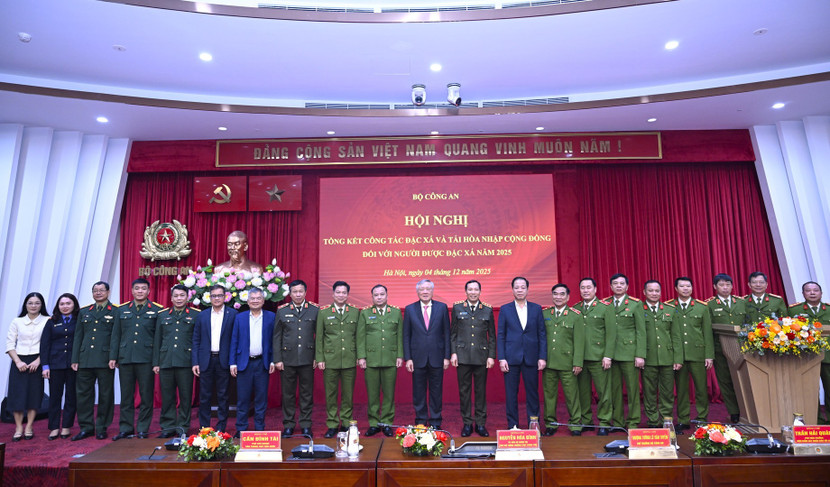 Bộ Công an tổng kết công tác đặc xá và tái hòa nhập cộng đồng đối với người được đặc xá năm 2025 ảnh 10