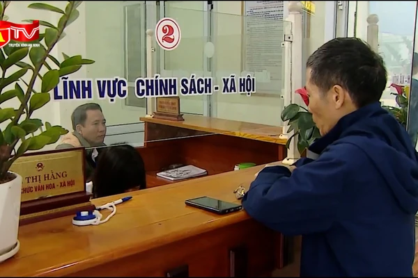 Người dân không cần xuất trình giấy tờ bản giấy khi làm thủ tục hành chính