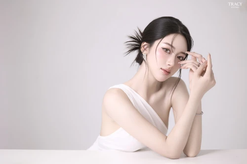 Nhan sắc của tân Á khôi 1 "Hoa khôi Duyên dáng Áo dài Việt Nam 2025" 