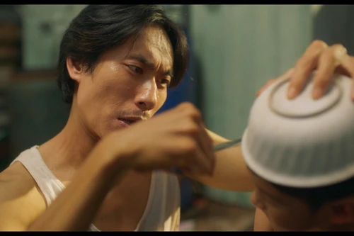 Kiều Minh Tuấn trở lại với vai người cha trầm lặng trên màn ảnh rộng