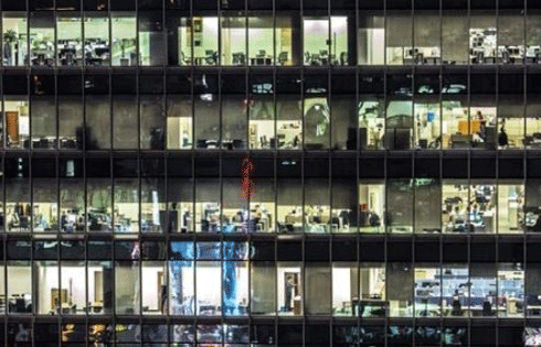 Người Hàn Quốc cố từ bỏ tính "tham công tiếc việc" vì bóng đen tự tử ảnh 1