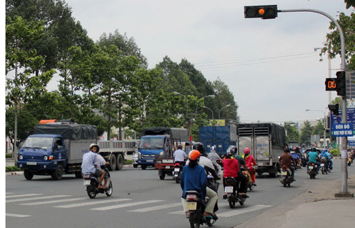  "Loạn" quy định khiến lái xe quay như chong chóng ảnh 1