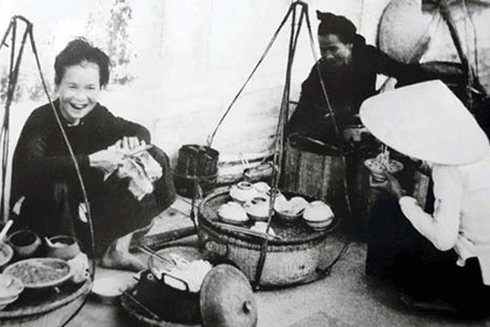 Bún ốc - cái đích ăn ngon của người Hà Nội ảnh 2