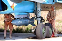 [ẢNH] Nga bất ngờ dùng siêu bom khoan núi để diệt khủng bố Syria